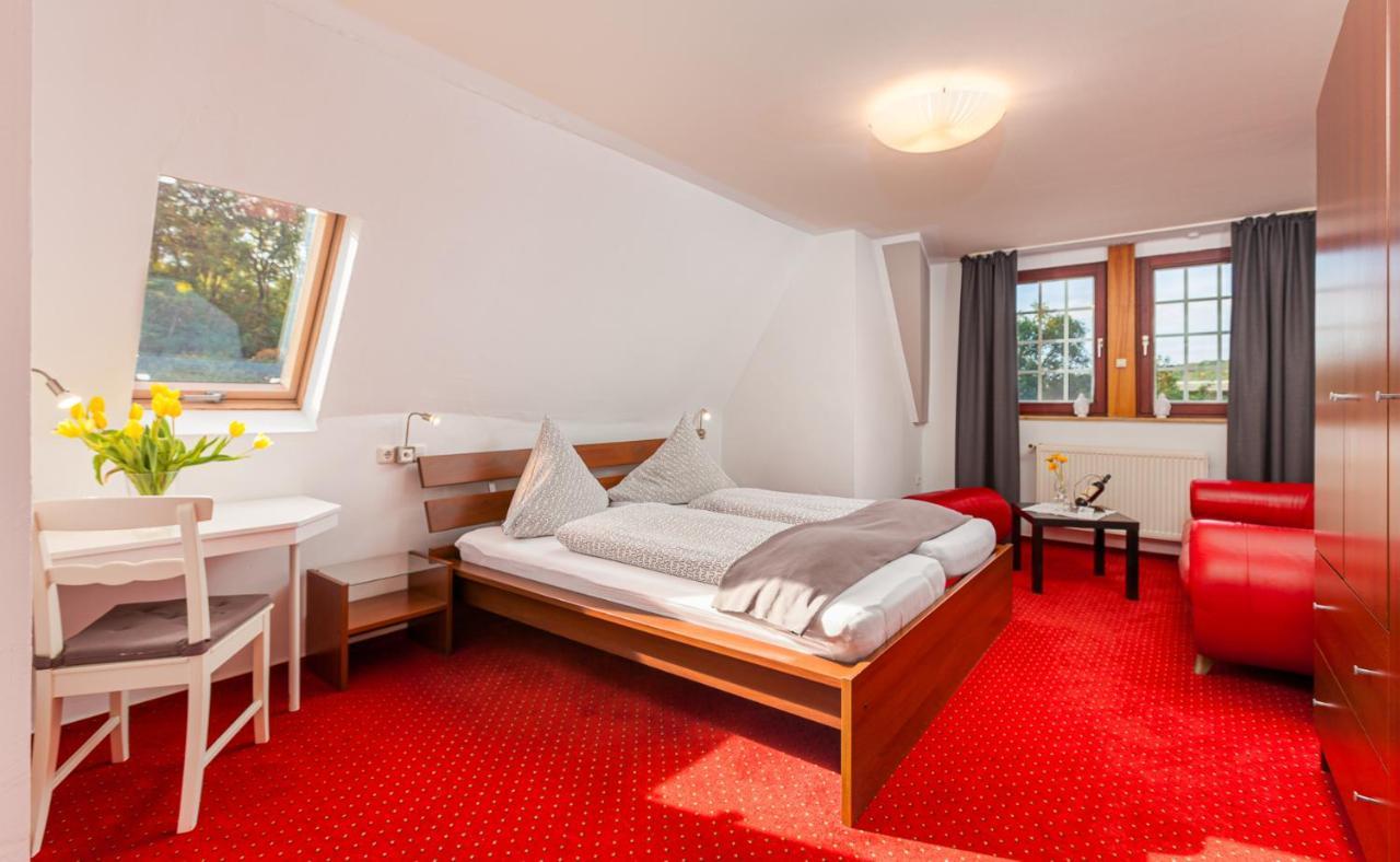 Gasthaus Und Hotel An Der Kost ハッティンゲン エクステリア 写真